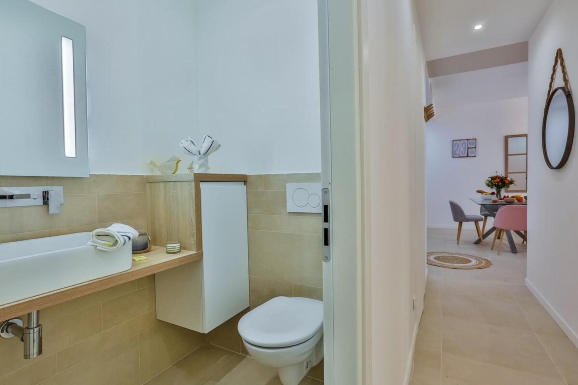 France 82 Tp -1 Min From The Sea - Terrace - Parking Apartment Nice Exterior photo