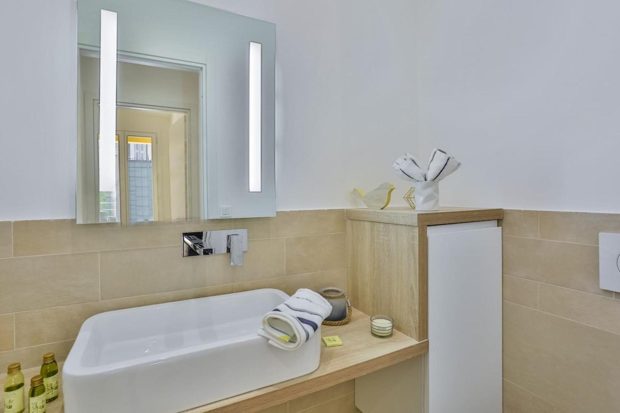 France 82 Tp -1 Min From The Sea - Terrace - Parking Apartment Nice Exterior photo