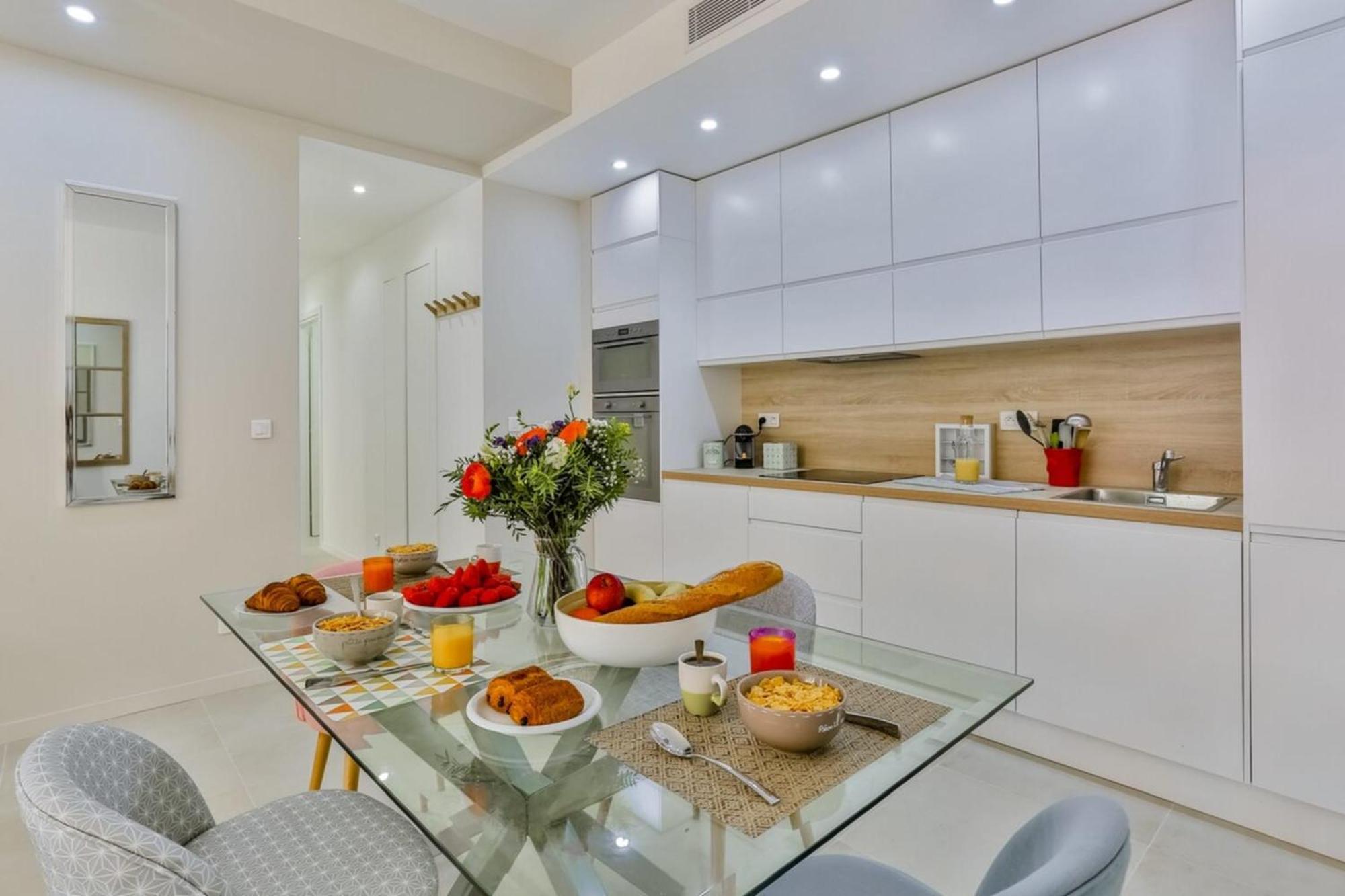 France 82 Tp -1 Min From The Sea - Terrace - Parking Apartment Nice Exterior photo